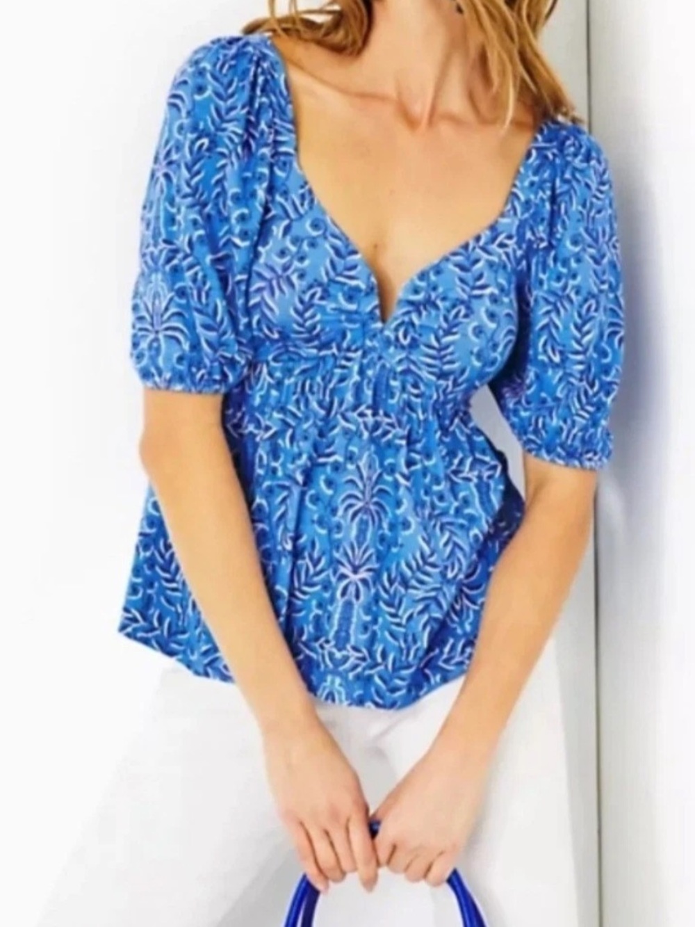 Lilly Pulitzer Floriana Knit Top in the pattern "Abaco Blue Have It Both Rays